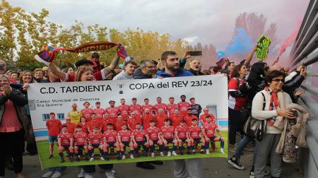 Imagen El Tardienta exhibe corazón en el Alcoraz