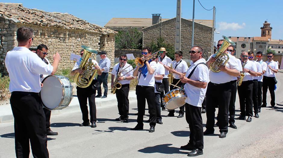 Imagen La Banda El Guante Blanco celebra su 40 aniversario con una gran fiesta musical en Tardienta
