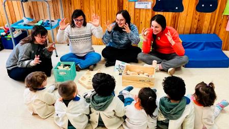 Imagen Artecor Monegros lleva sus juegos inclusivos a las escuelas infantiles...